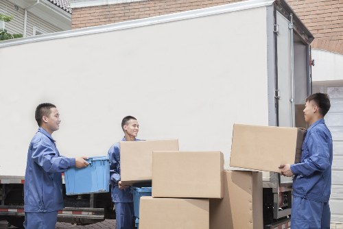 UK removal van service agreement covering liability, waste and governing law