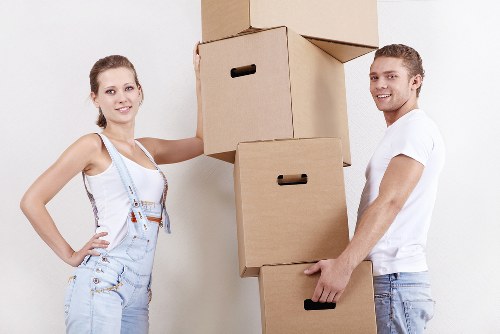 Local removal van supporting flat and house moves in Camden